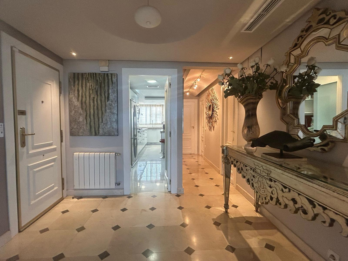3 Bed Apartment for sale in Benidorm Costa Blanca, Alicante, Spain