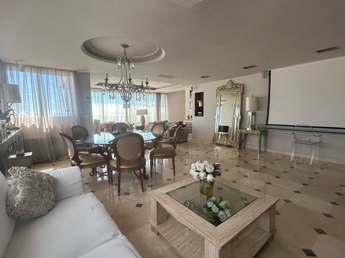 3 Bed Apartment for sale in Benidorm Costa Blanca, Alicante, Spain