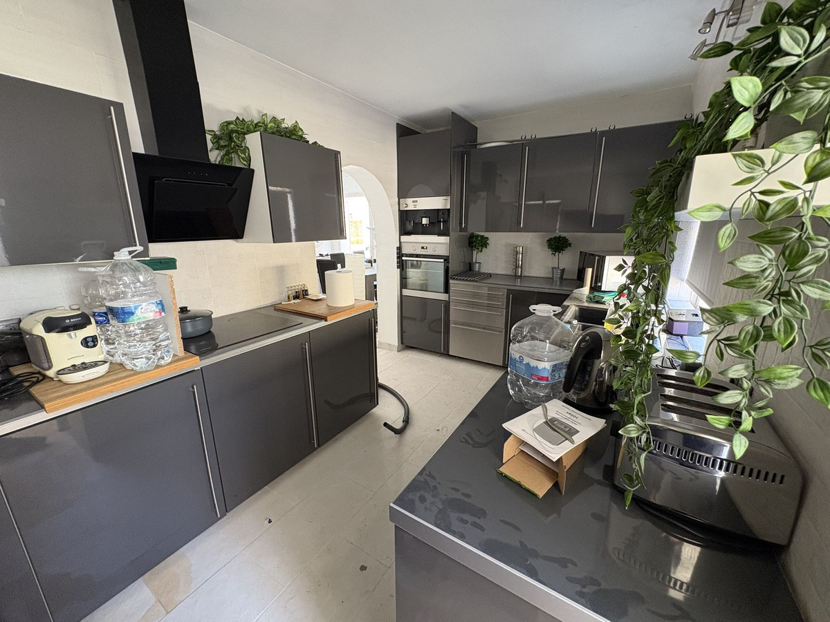 Se vende Pareada de 4 dormitorios en Costa Del Sol, Málaga, España