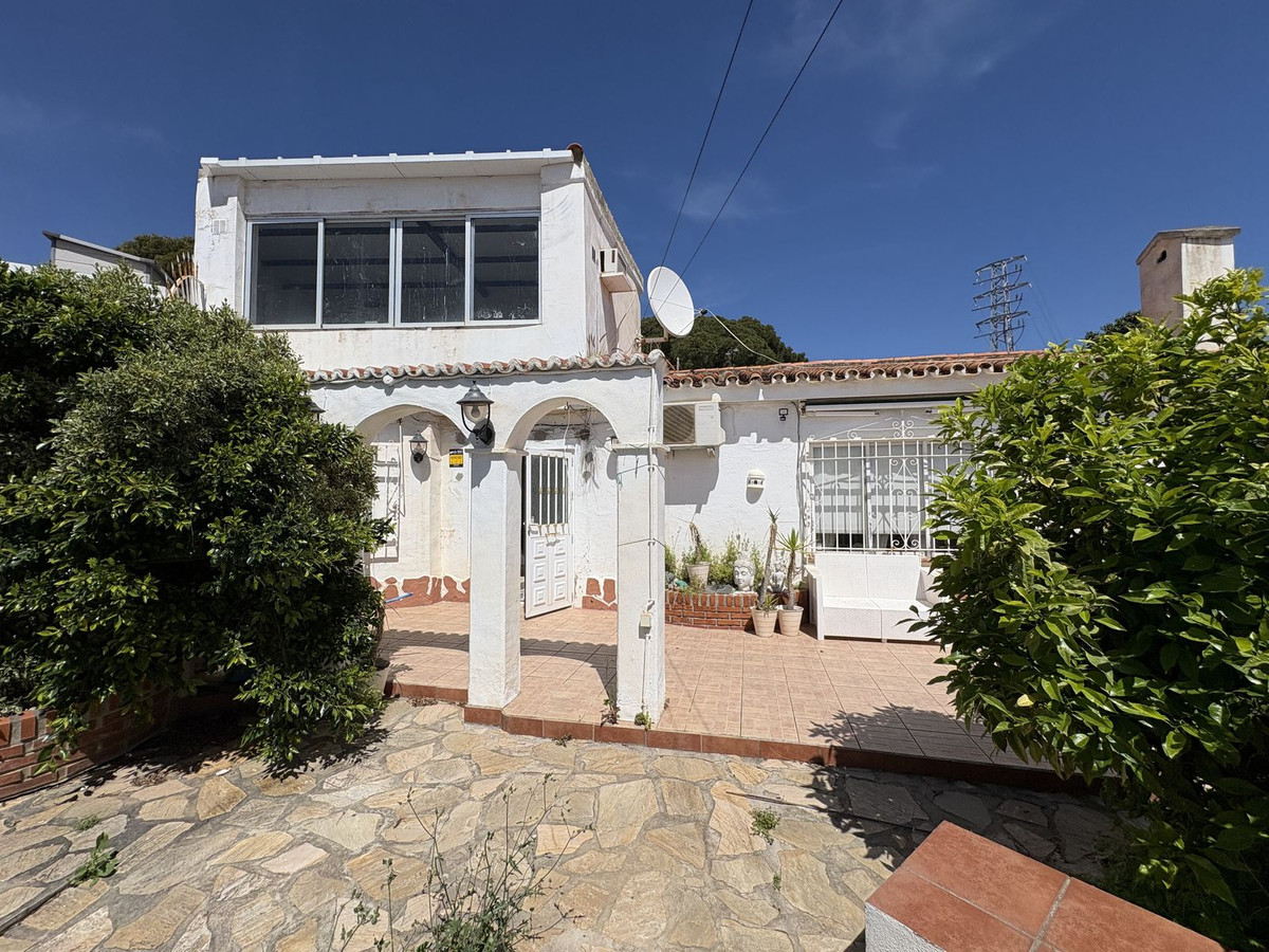 Se vende Pareada de 4 dormitorios en Costa Del Sol, Málaga, España