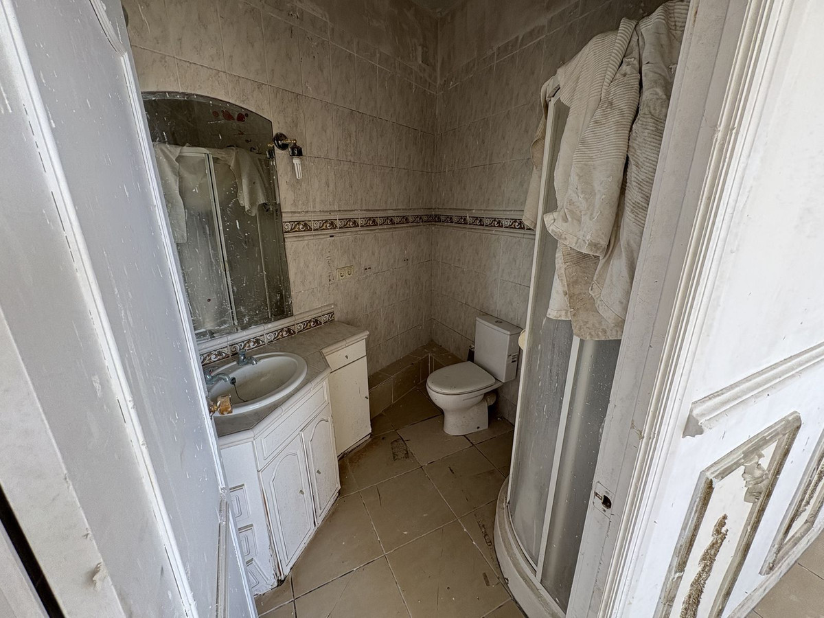 Se vende Pareada de 4 dormitorios en Costa Del Sol, Málaga, España