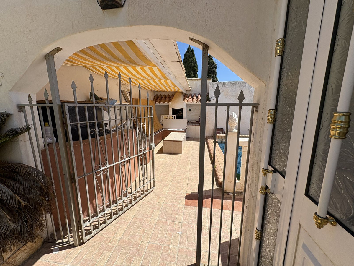 Se vende Pareada de 4 dormitorios en Costa Del Sol, Málaga, España