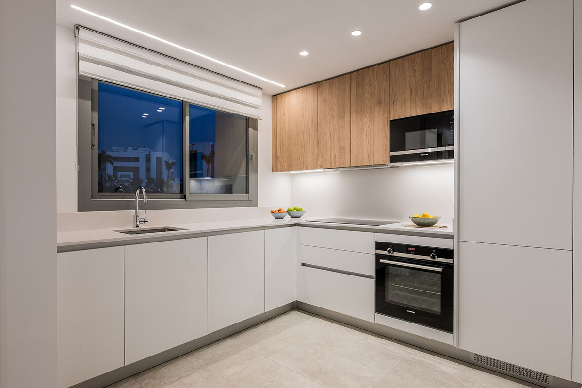 4 Bed Apartment for sale in Santa Clara Costa Del Sol, Málaga, Spain