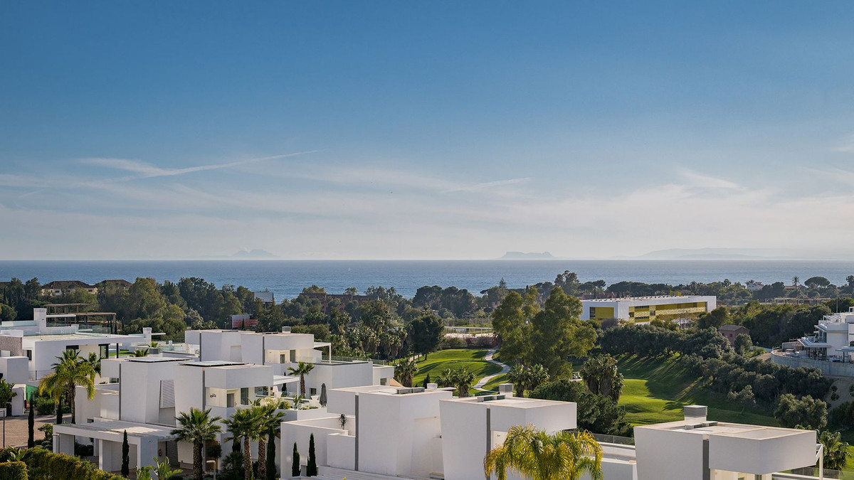 4 Bed Apartment for sale in Santa Clara Costa Del Sol, Málaga, Spain