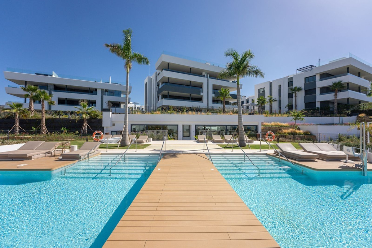 4 Bed Apartment for sale in Santa Clara Costa Del Sol, Málaga, Spain