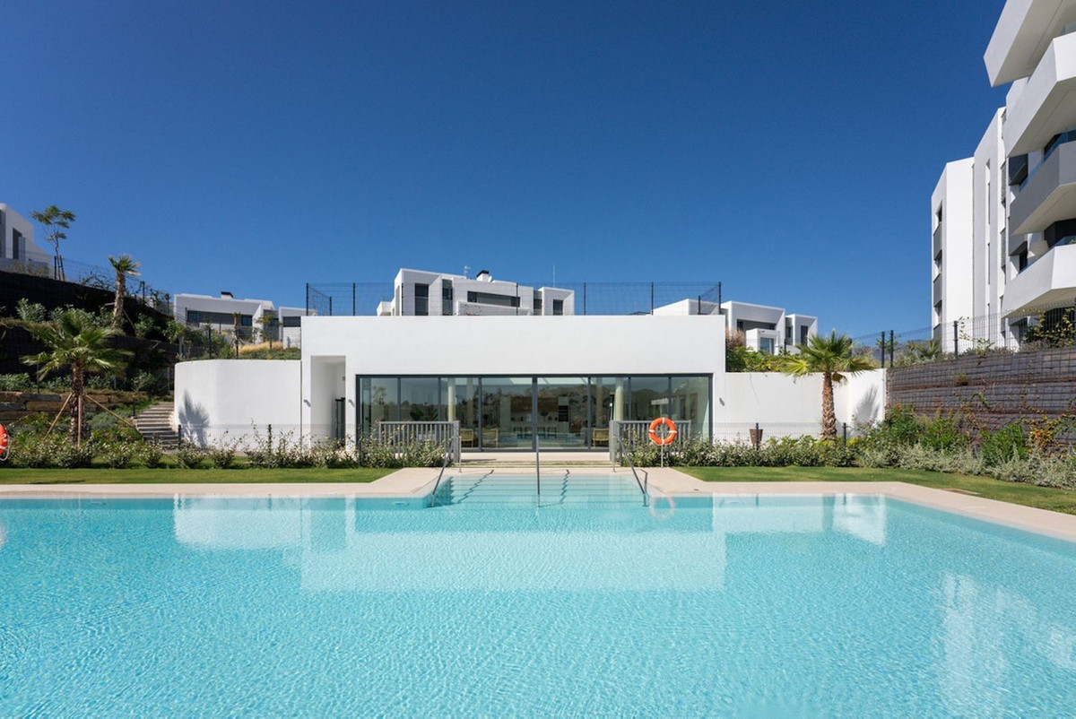 4 Bed Apartment for sale in Santa Clara Costa Del Sol, Málaga, Spain