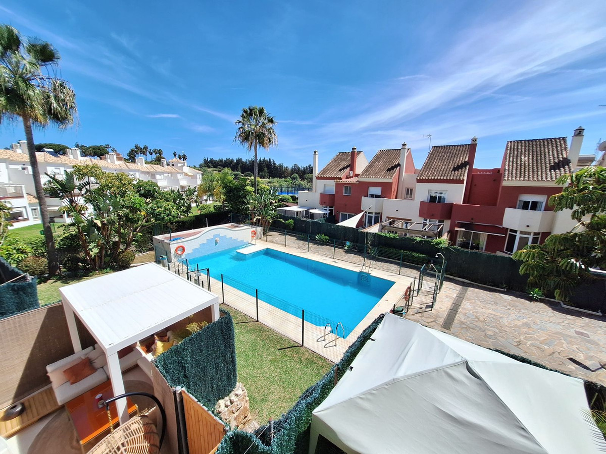 3 Bed Townhouse for sale in Estepona Costa Del Sol, Málaga, Spain
