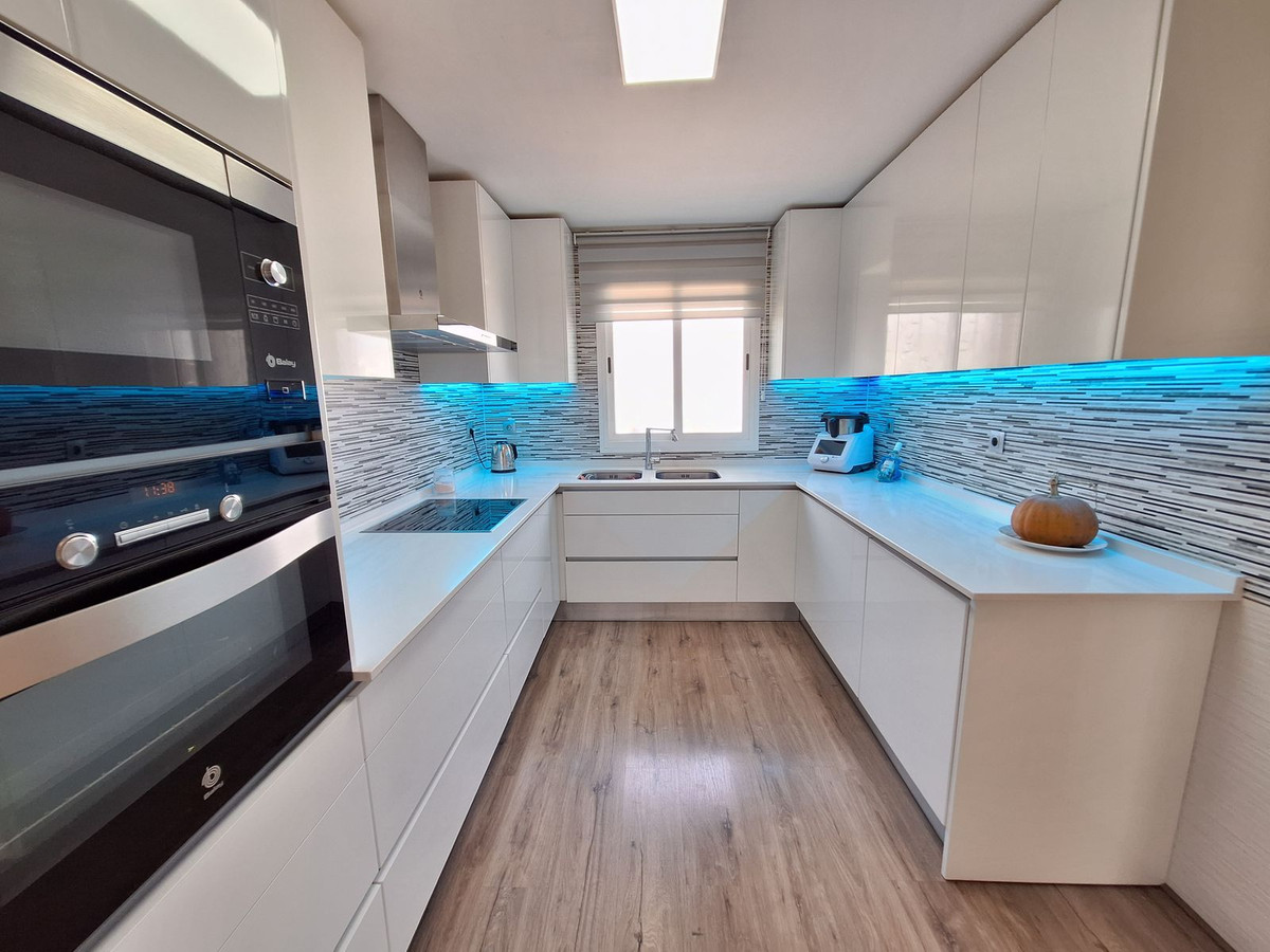 3 Bed Townhouse for sale in Estepona Costa Del Sol, Málaga, Spain