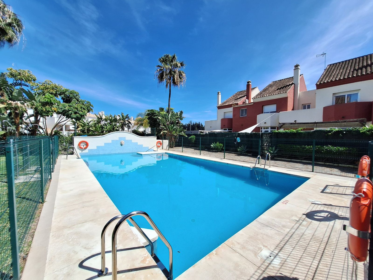 3 Bed Townhouse for sale in Estepona Costa Del Sol, Málaga, Spain
