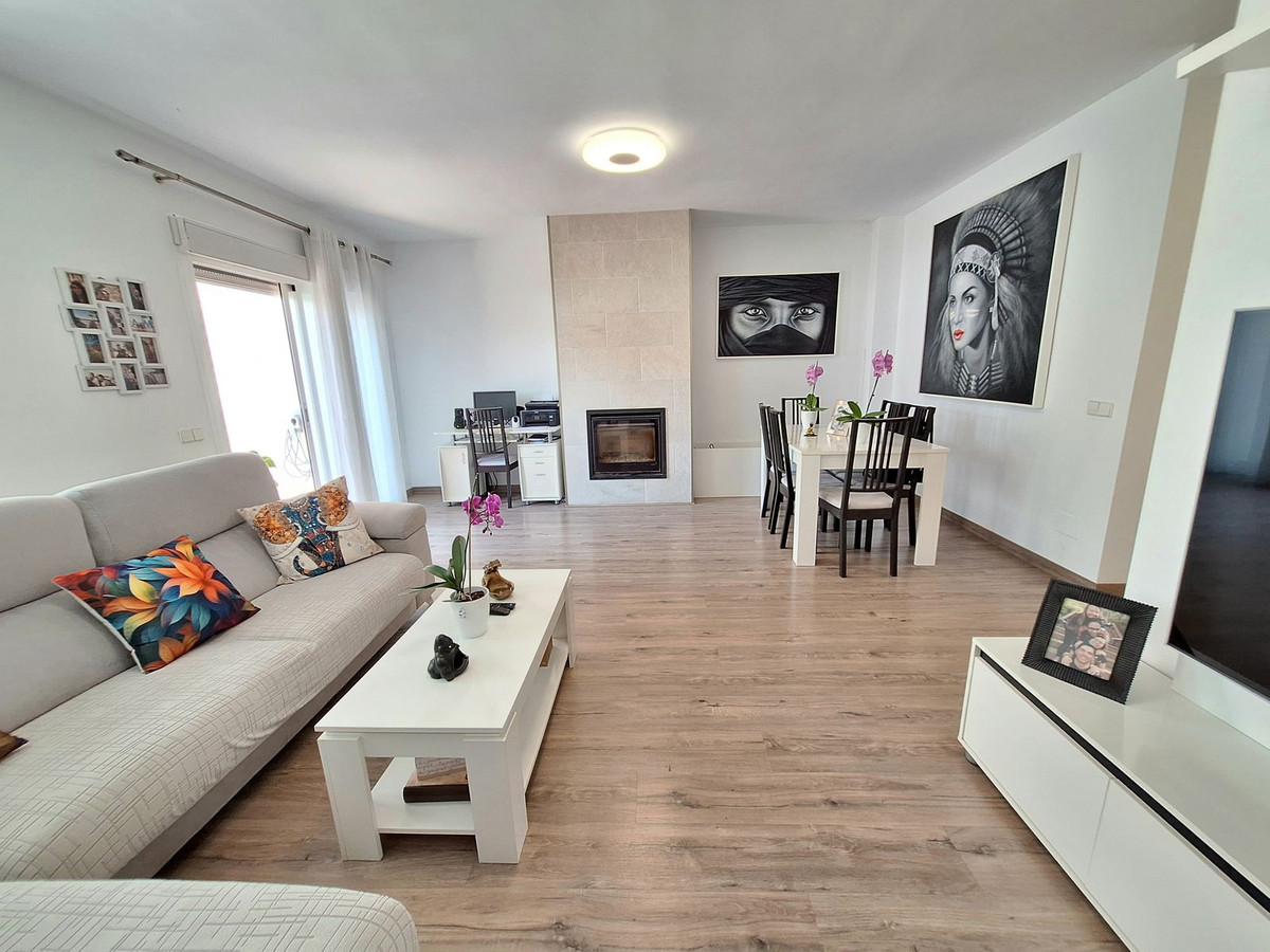 3 Bed Townhouse for sale in Estepona Costa Del Sol, Málaga, Spain