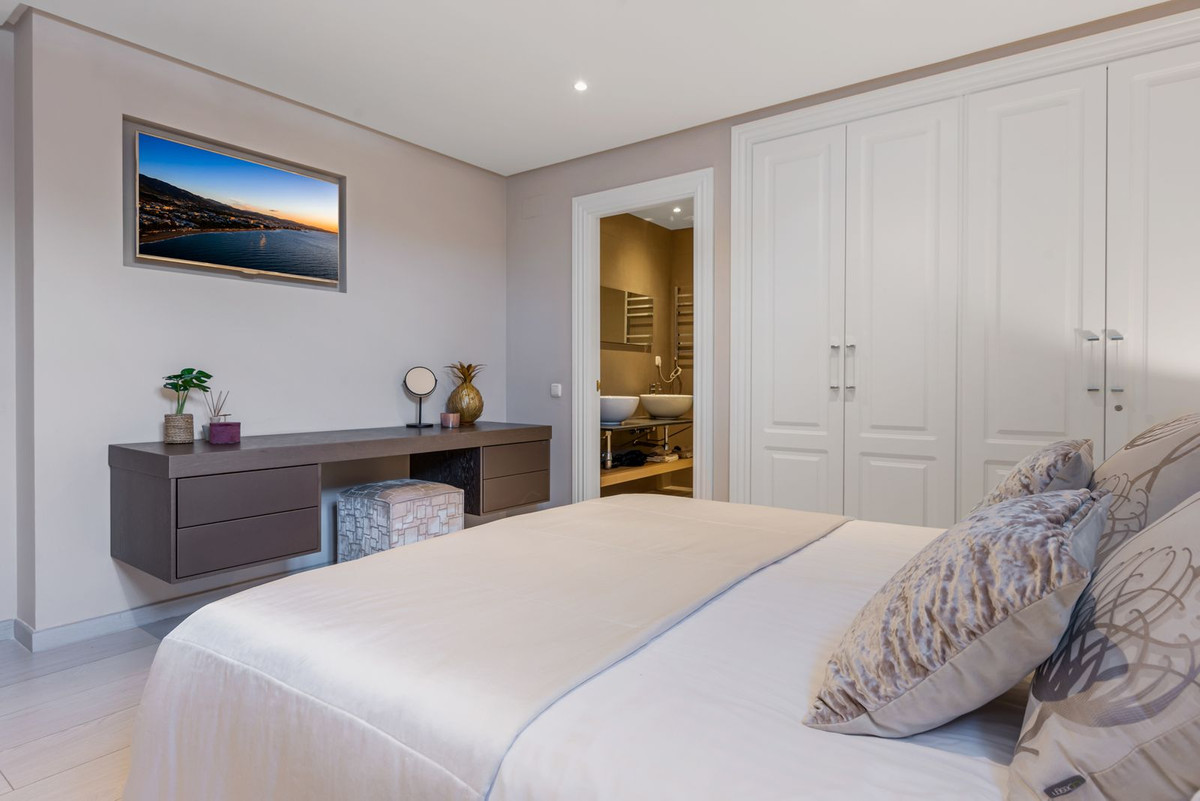 5 Bed Townhouse for sale in La Heredia Costa Del Sol, Málaga, Spain