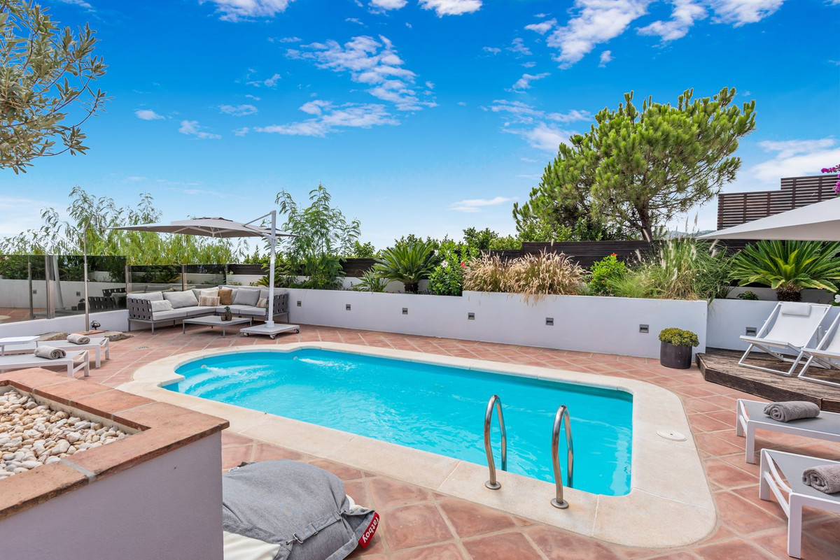 5 Bed Townhouse for sale in La Heredia Costa Del Sol, Málaga, Spain