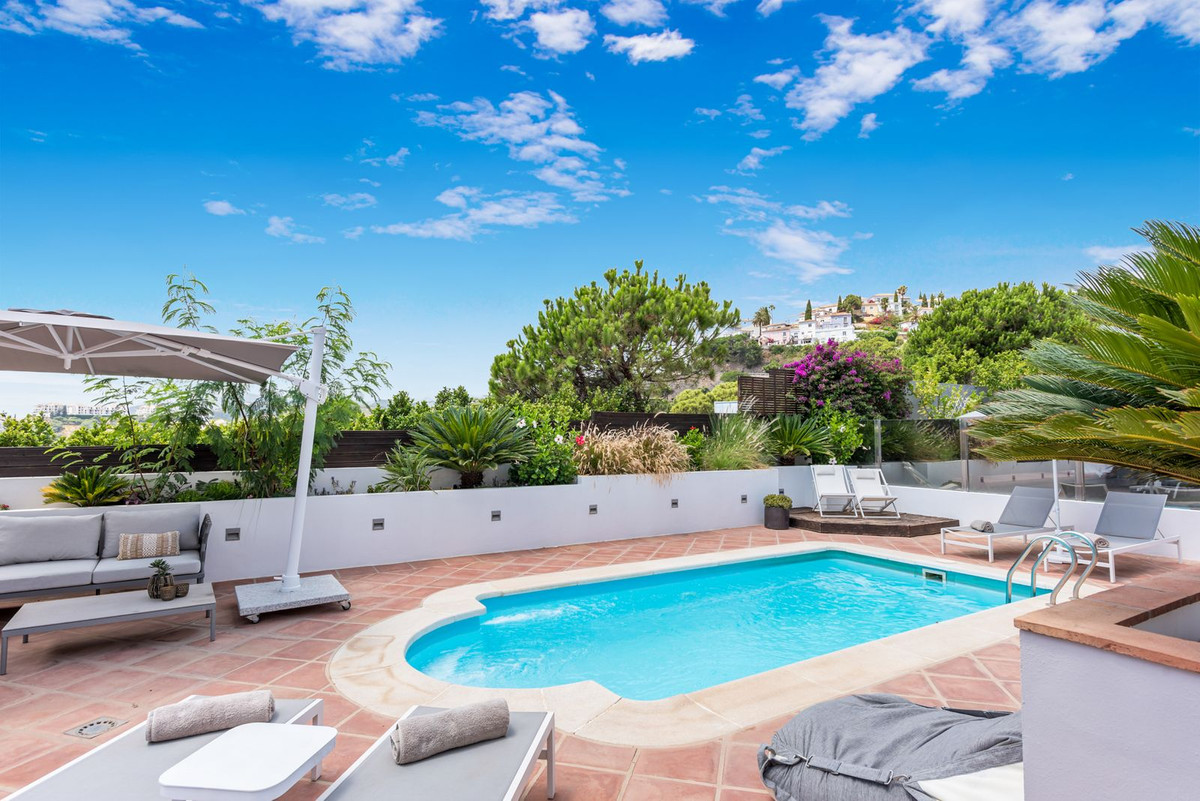 5 Bed Townhouse for sale in La Heredia Costa Del Sol, Málaga, Spain