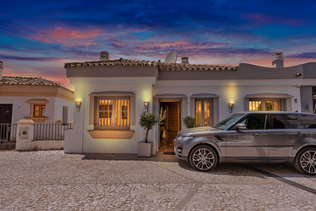 5 Bed Townhouse for sale in La Heredia Costa Del Sol, Málaga, Spain