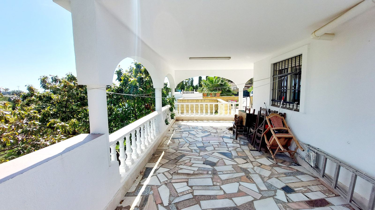 5 Bed Townhouse for sale in Mijas Costa Del Sol, Málaga, Spain