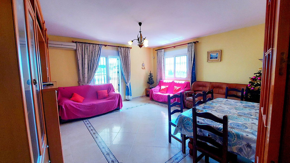 5 Bed Townhouse for sale in Mijas Costa Del Sol, Málaga, Spain