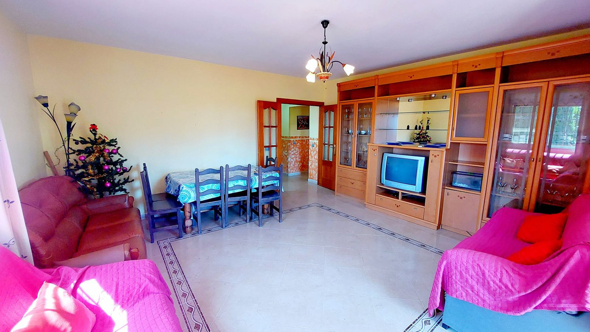 5 Bed Townhouse for sale in Mijas Costa Del Sol, Málaga, Spain