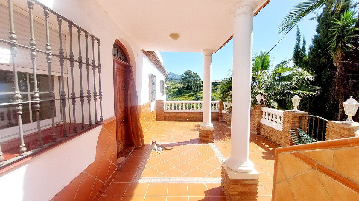5 Bed Townhouse for sale in Mijas Costa Del Sol, Málaga, Spain