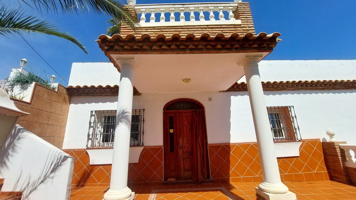 5 Bed Townhouse for sale in Mijas Costa Del Sol, Málaga, Spain