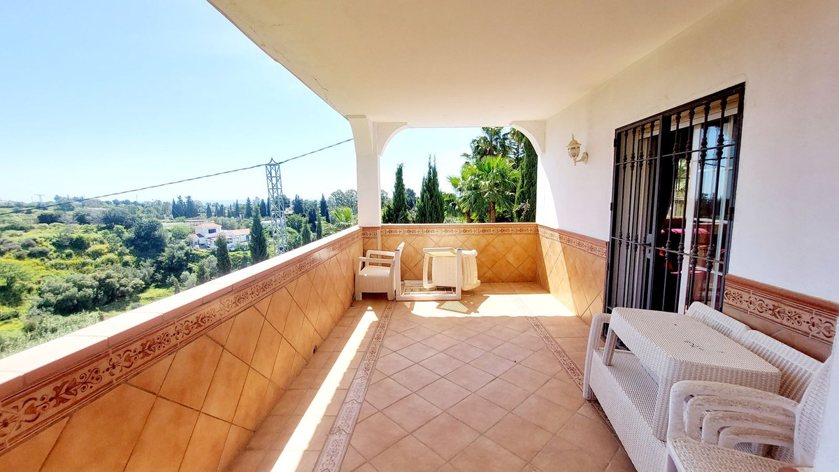 5 Bed Townhouse for sale in Mijas Costa Del Sol, Málaga, Spain