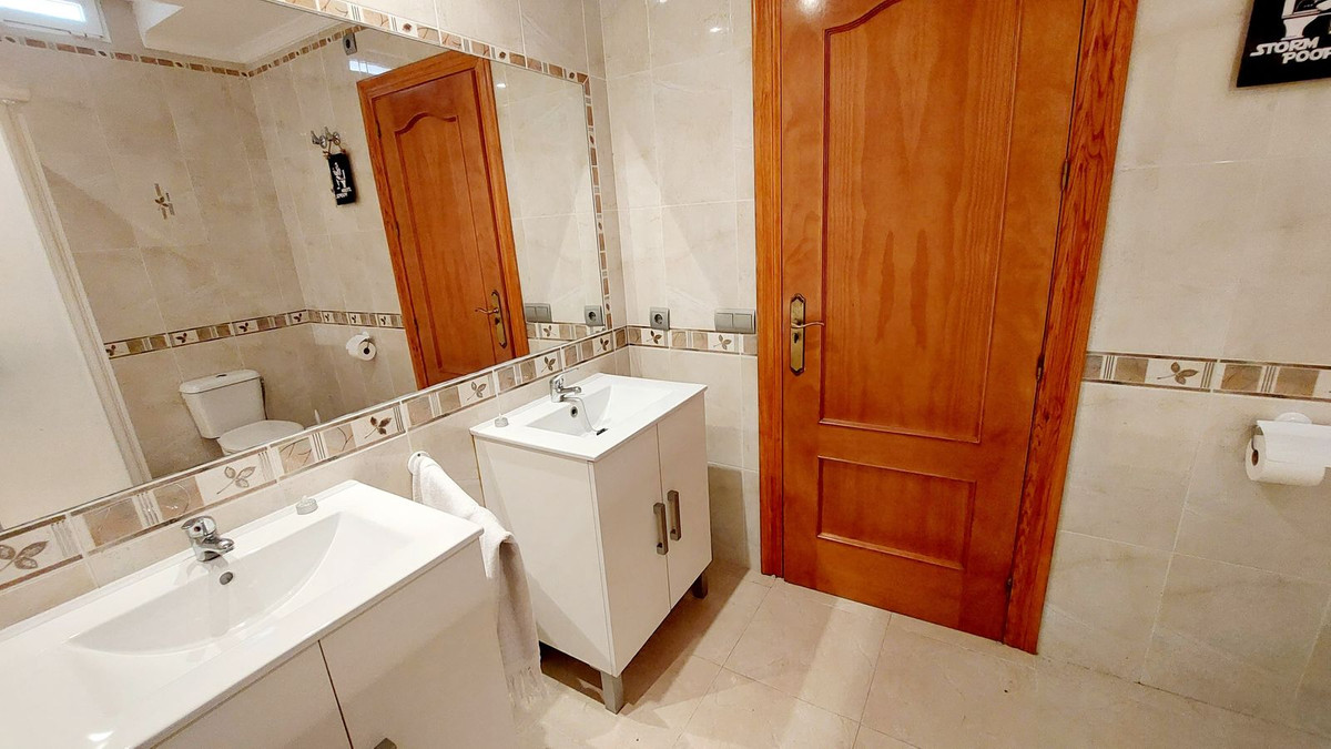 5 Bed Townhouse for sale in Mijas Costa Del Sol, Málaga, Spain