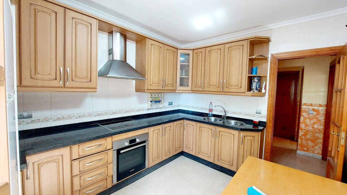 5 Bed Townhouse for sale in Mijas Costa Del Sol, Málaga, Spain