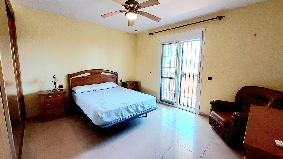 5 Bed Townhouse for sale in Mijas Costa Del Sol, Málaga, Spain