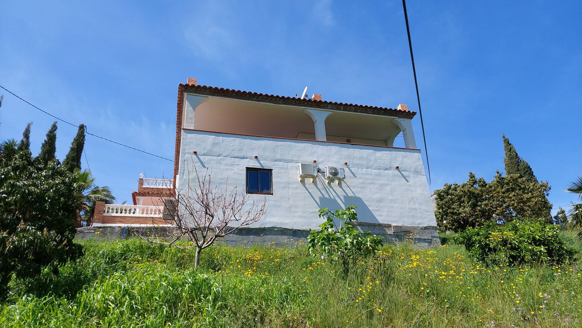 5 Bed Townhouse for sale in Mijas Costa Del Sol, Málaga, Spain