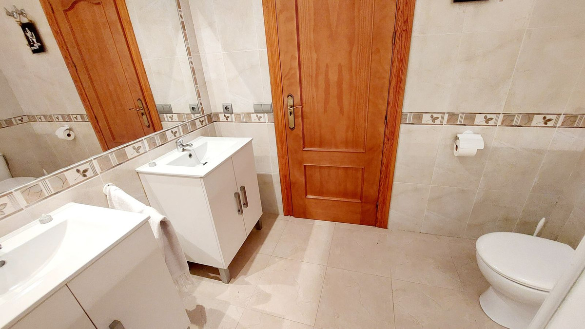 5 Bed Townhouse for sale in Mijas Costa Del Sol, Málaga, Spain