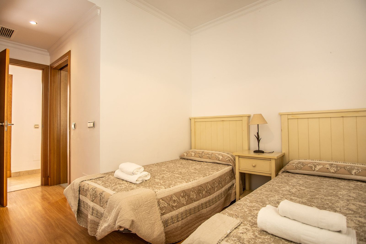 2 Bed Apartment for sale in New Golden Mile Costa Del Sol, Málaga, Spain