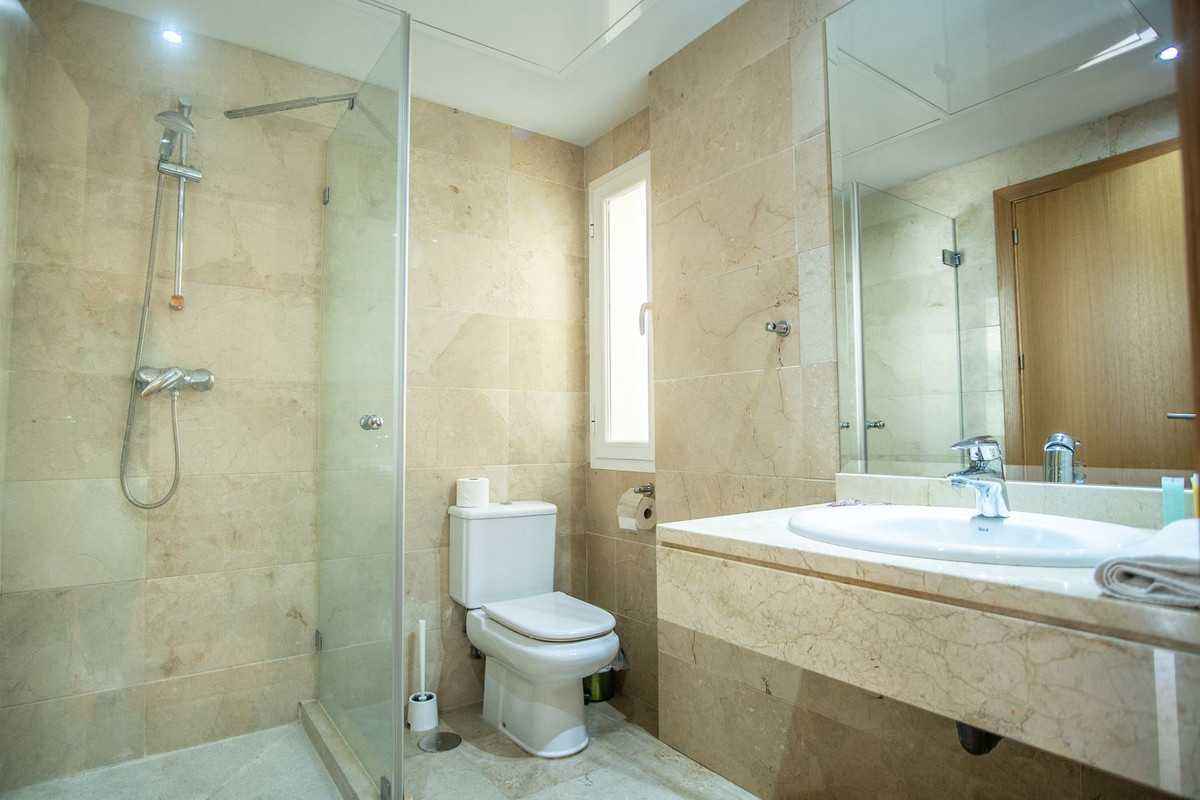 2 Bed Apartment for sale in New Golden Mile Costa Del Sol, Málaga, Spain