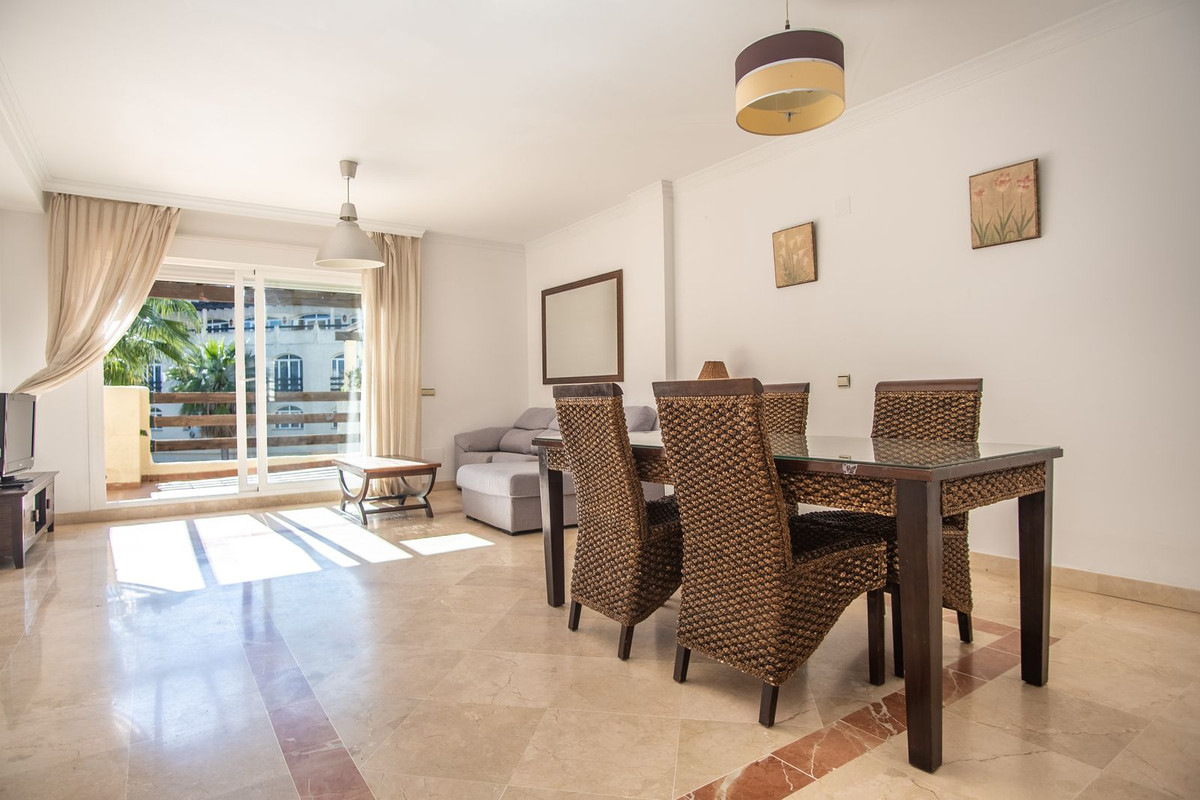 2 Bed Apartment for sale in New Golden Mile Costa Del Sol, Málaga, Spain