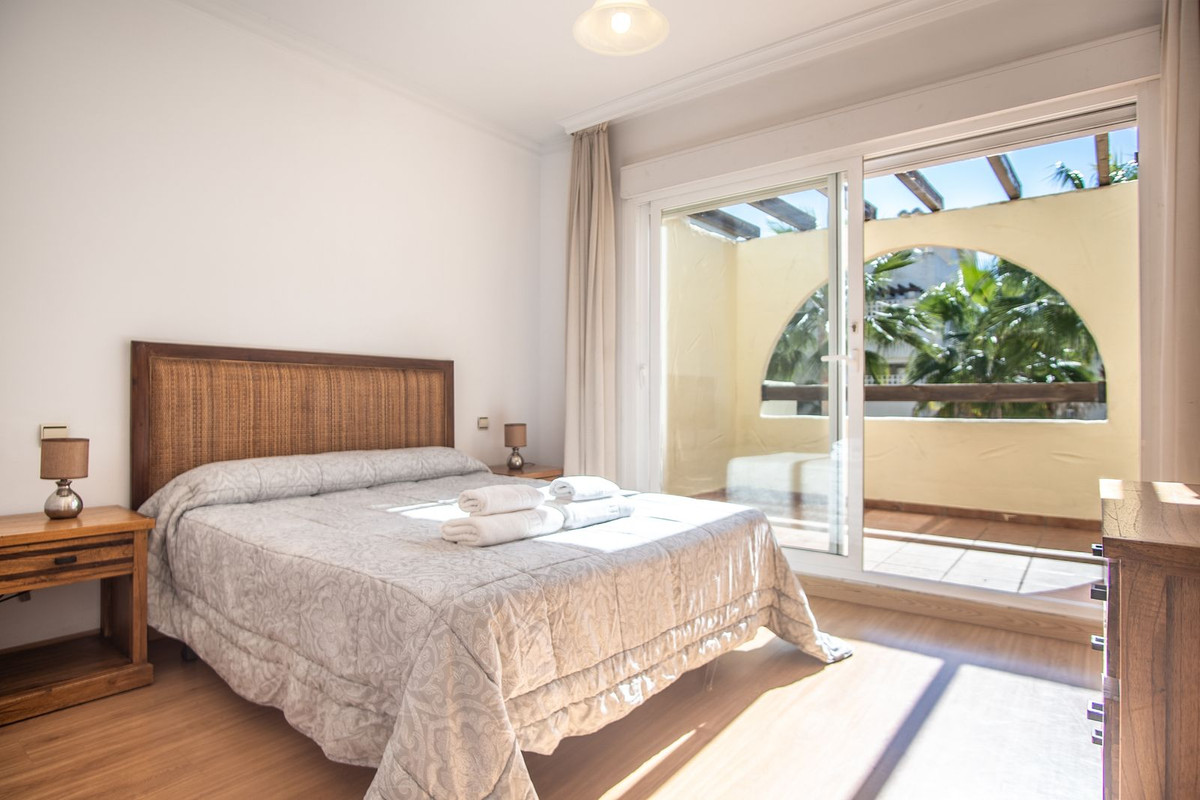 2 Bed Apartment for sale in New Golden Mile Costa Del Sol, Málaga, Spain