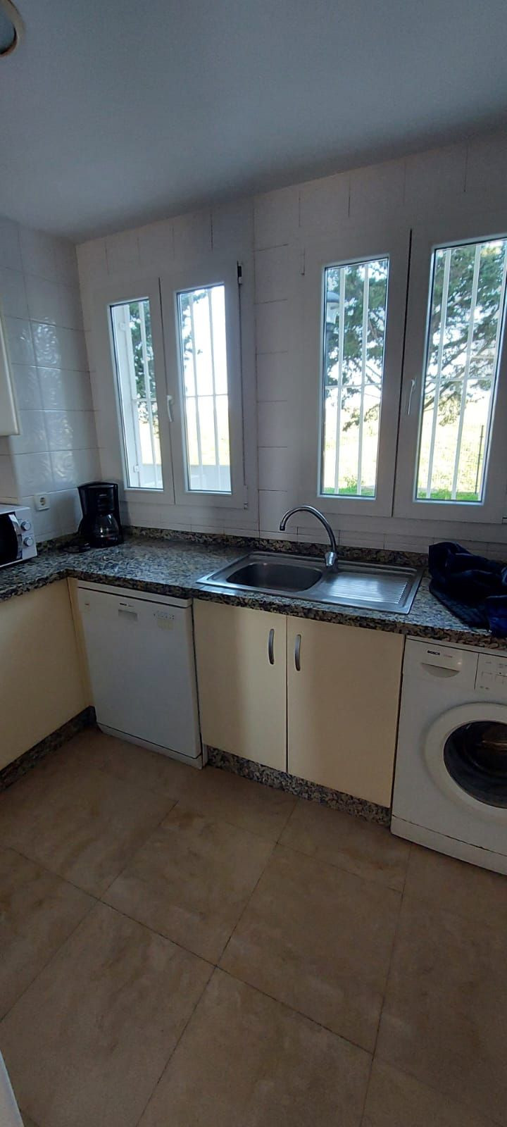 3 Bed Apartment for sale in Manilva Costa Del Sol, Málaga, Spain