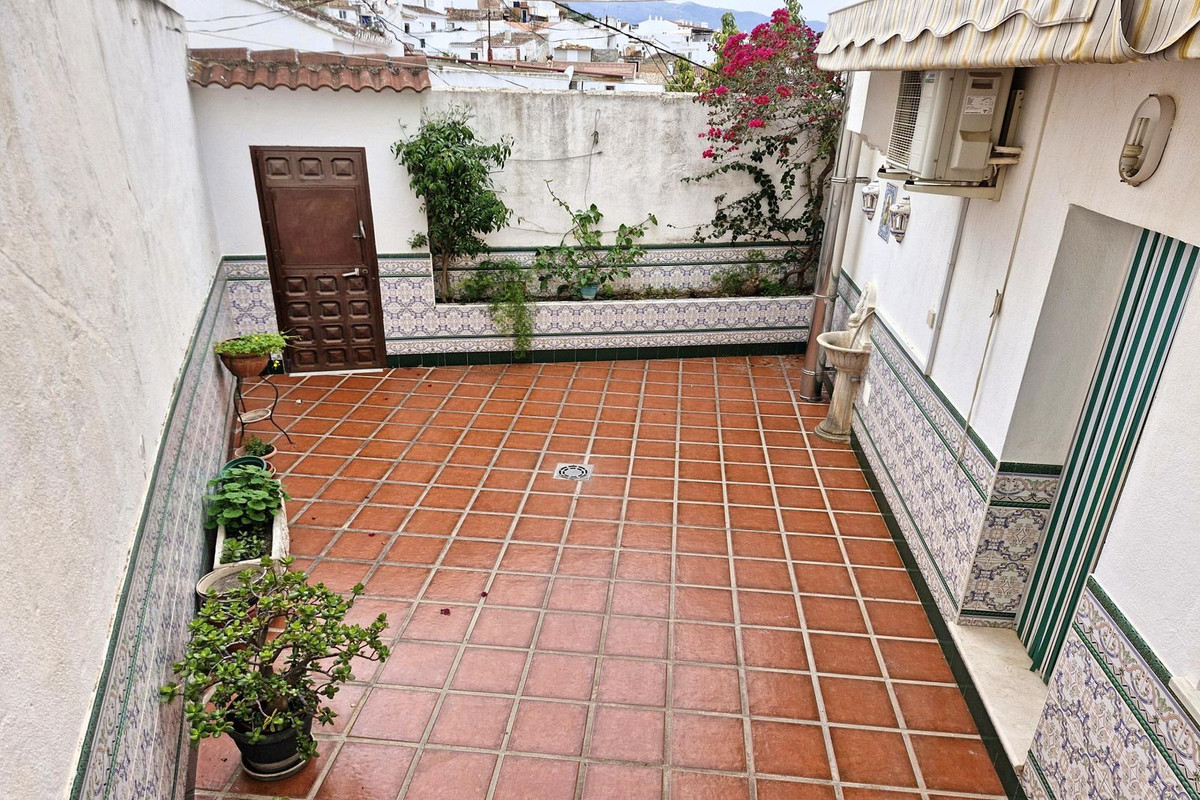 Se vende Adosada de 7 dormitorios en Costa Del Sol, Málaga, España