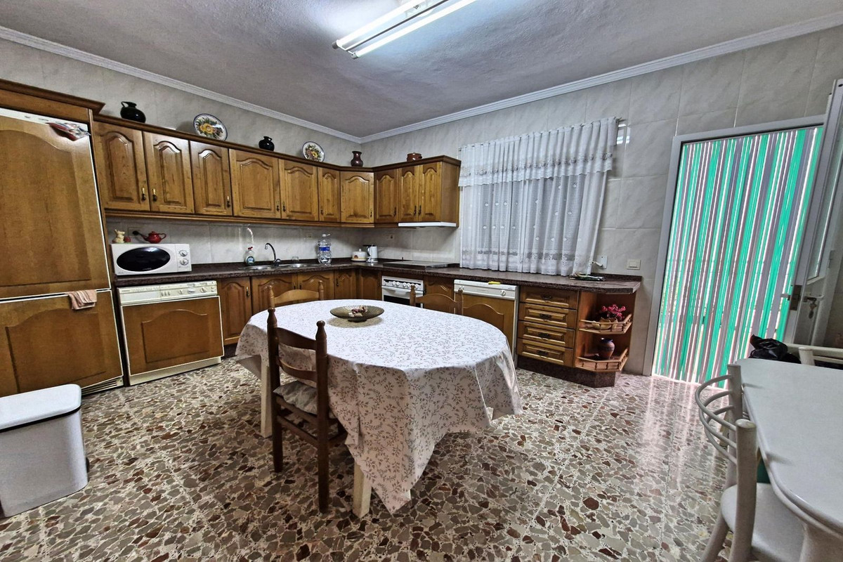 Se vende Adosada de 7 dormitorios en Costa Del Sol, Málaga, España