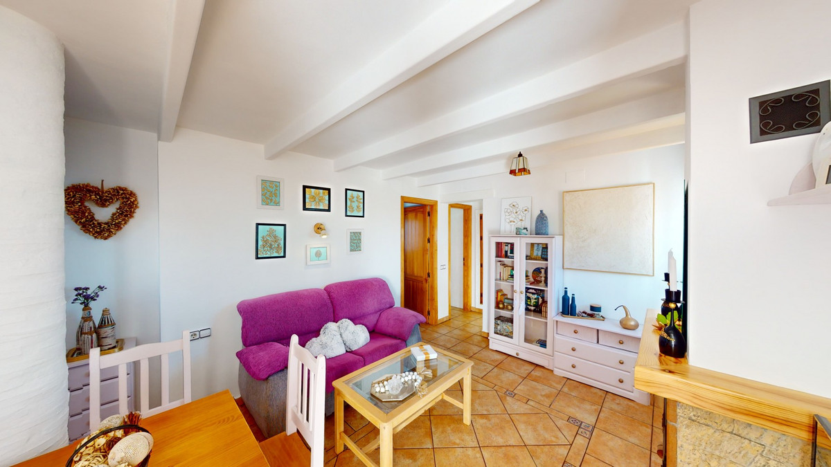 5 Bed Townhouse for sale in Arenas Costa Del Sol East, Málaga, Spain