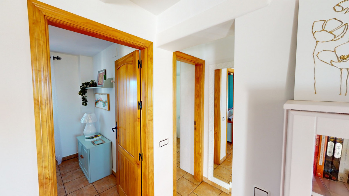 5 Bed Townhouse for sale in Arenas Costa Del Sol East, Málaga, Spain