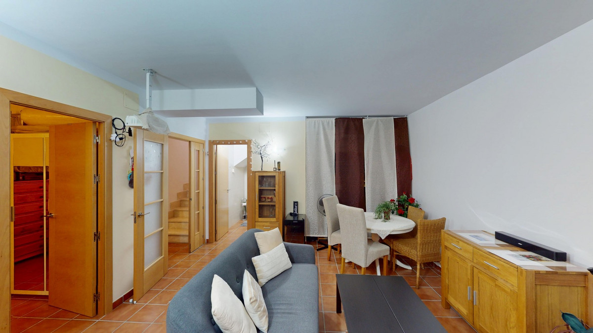 Se vende Pareada de 5 dormitorios en Costa Del Sol East, Málaga, España