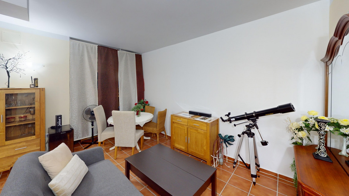 Se vende Pareada de 5 dormitorios en Costa Del Sol East, Málaga, España