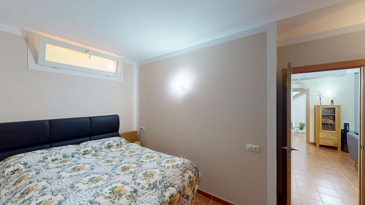 Se vende Pareada de 5 dormitorios en Costa Del Sol East, Málaga, España