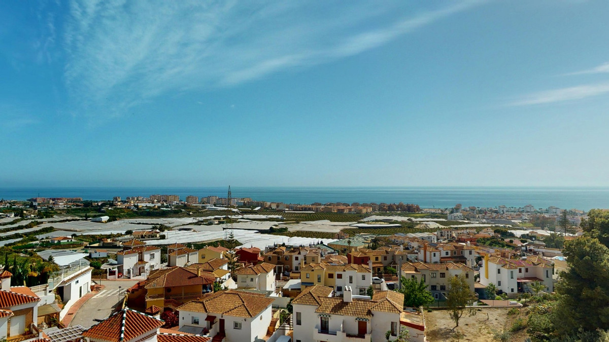 Se vende Pareada de 5 dormitorios en Costa Del Sol East, Málaga, España