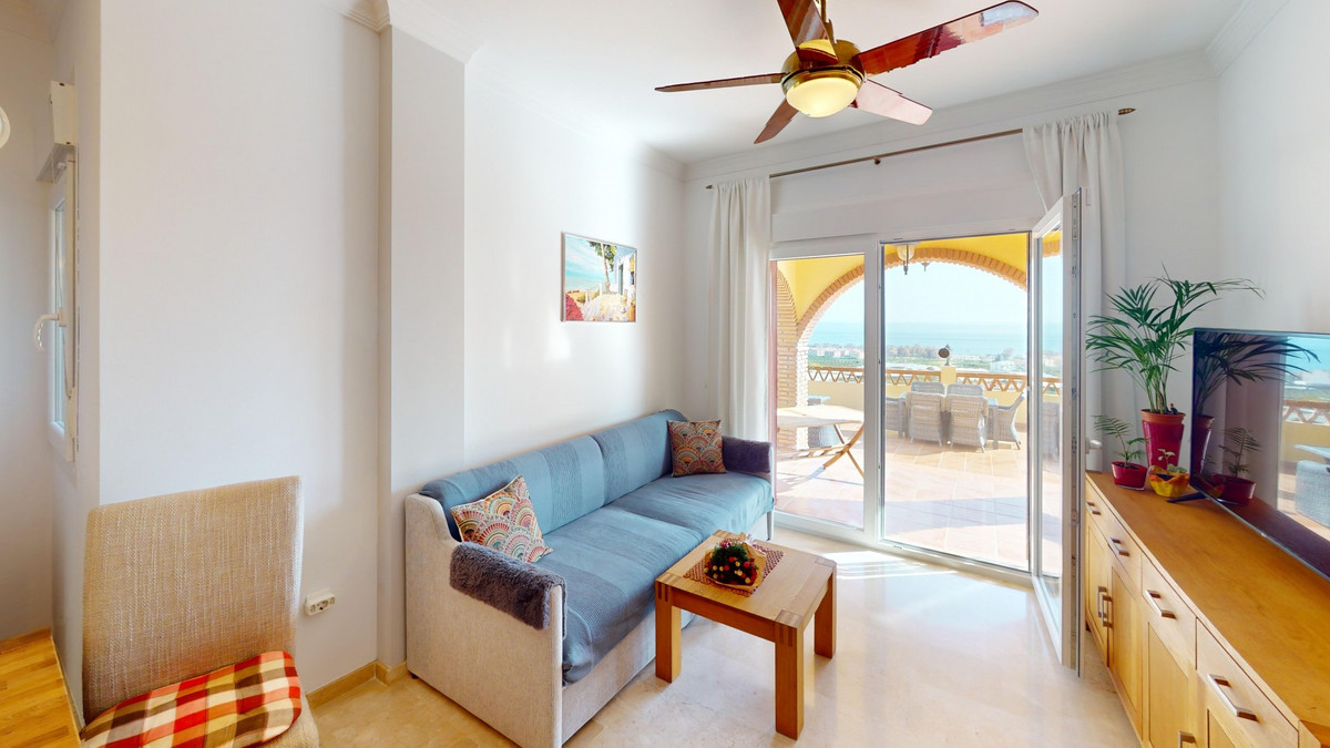 Se vende Pareada de 5 dormitorios en Costa Del Sol East, Málaga, España