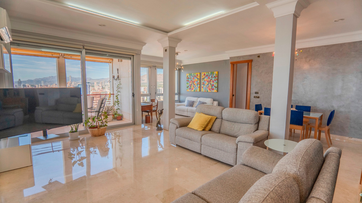 5 Bed Apartment for sale in Benidorm Costa Blanca, Alicante, Spain