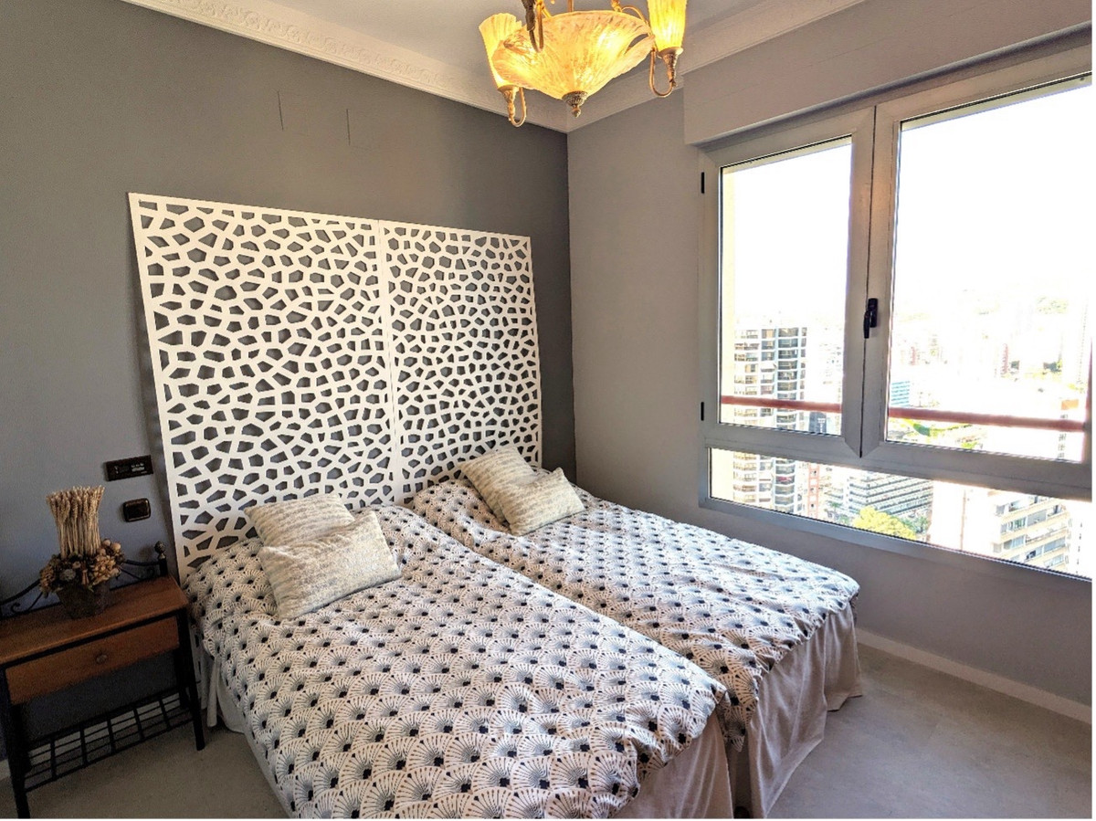 5 Bed Apartment for sale in Benidorm Costa Blanca, Alicante, Spain
