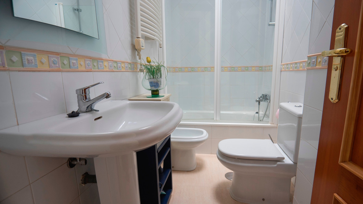 5 Bed Apartment for sale in Benidorm Costa Blanca, Alicante, Spain