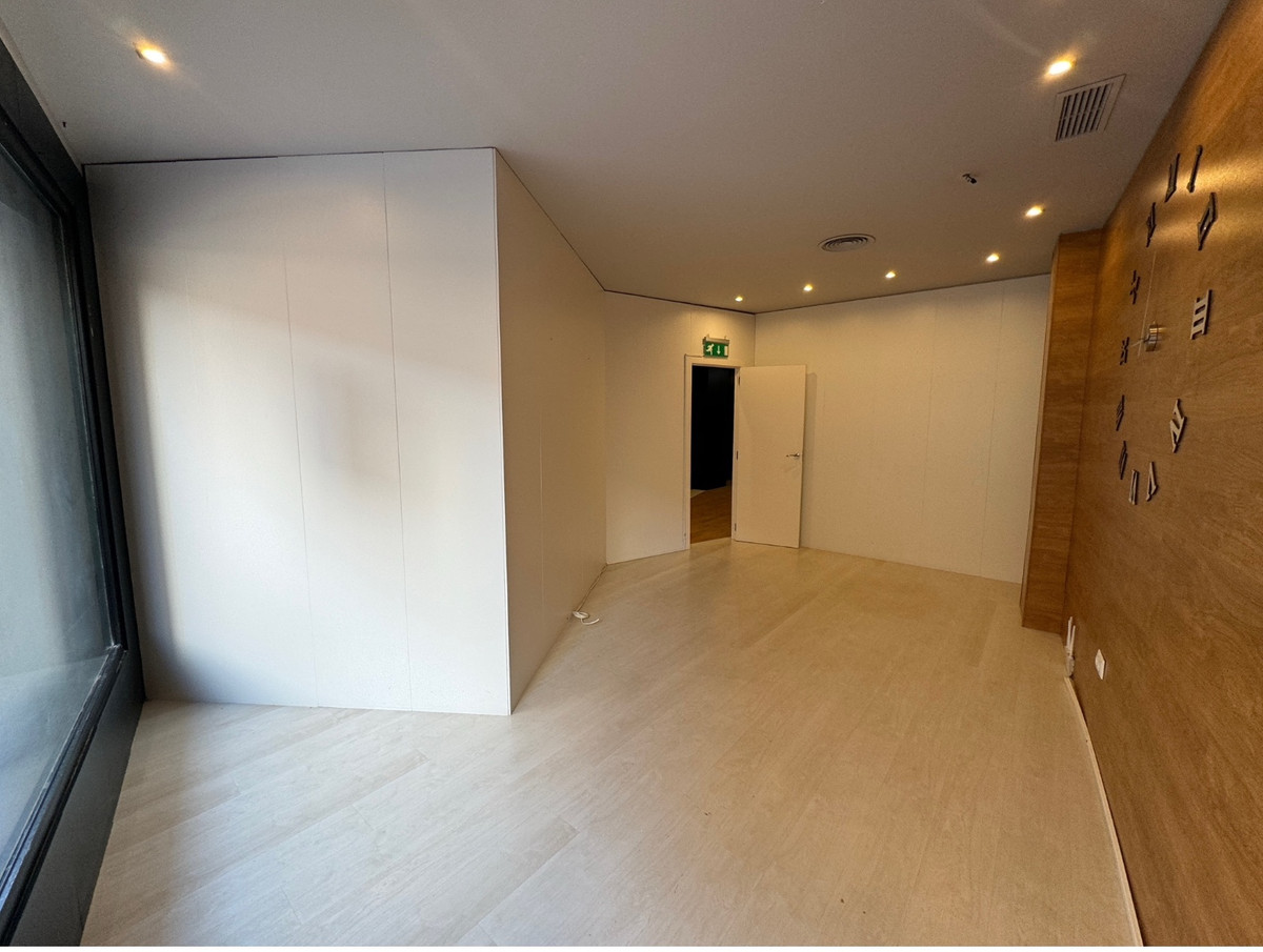 Commercial unit for sale in Guardamar Del Segura Costa Blanca, Alicante, Spain