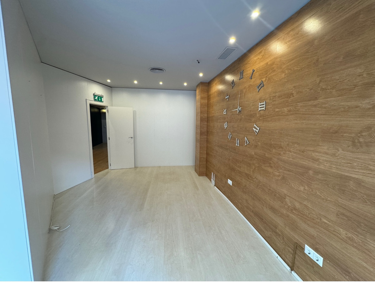 Commercial unit for sale in Guardamar Del Segura Costa Blanca, Alicante, Spain