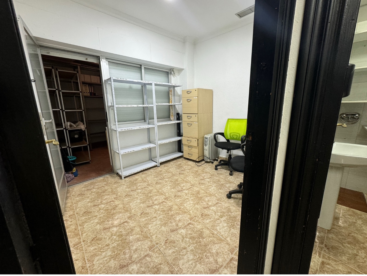 Commercial unit for sale in Guardamar Del Segura Costa Blanca, Alicante, Spain