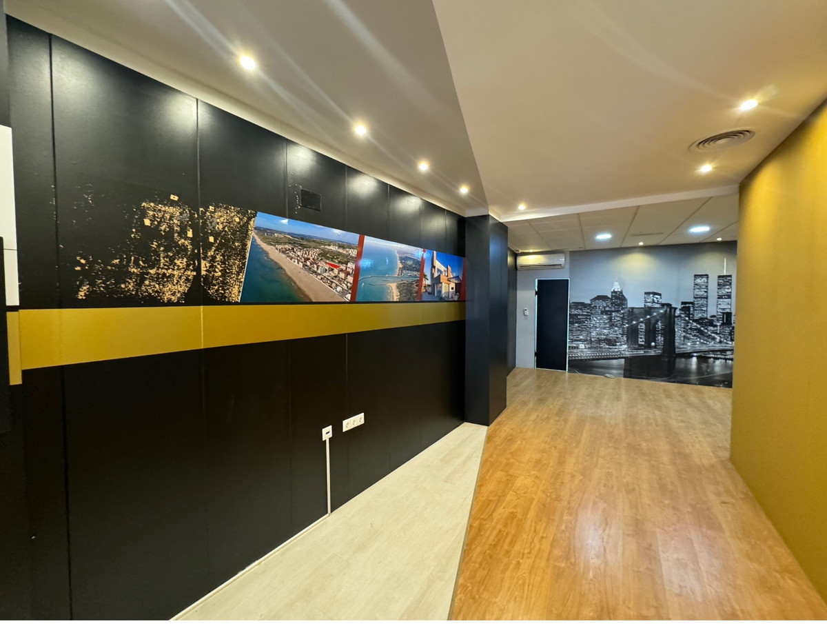 Commercial unit for sale in Guardamar Del Segura Costa Blanca, Alicante, Spain